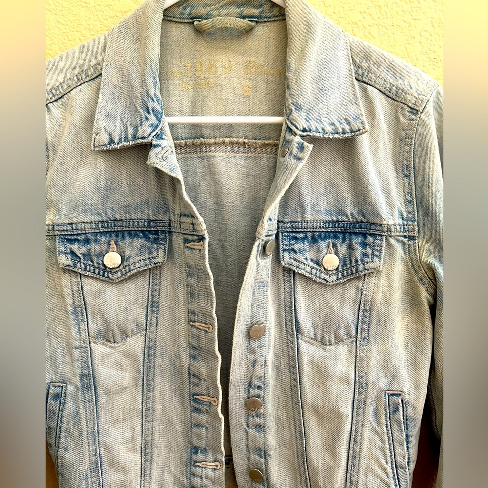 GAP 1969 Light Blue Denim Jean Jacket
